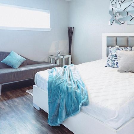 Premium Styled 2 Bedroom Apt In The Heart Of The Heights Houston Exterior foto